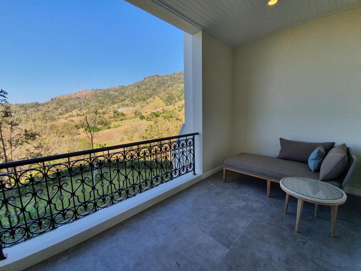 The Castell Condo By Nutthiwan Room 912 And 921 Khao Kho Exterior photo